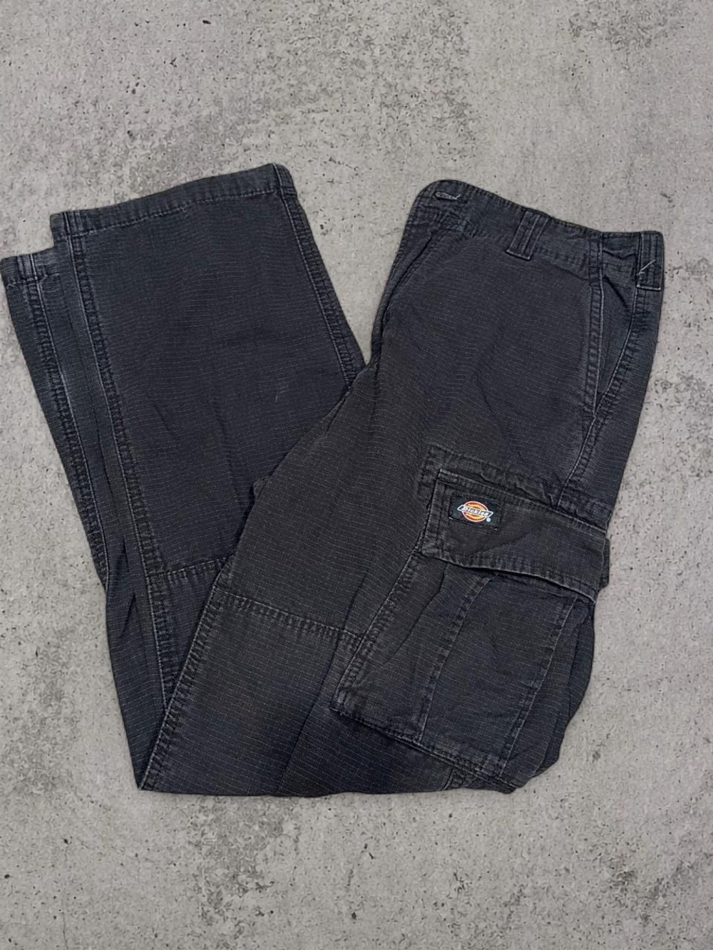 Dickies Black Men's Cargo Pants with Side Pockets